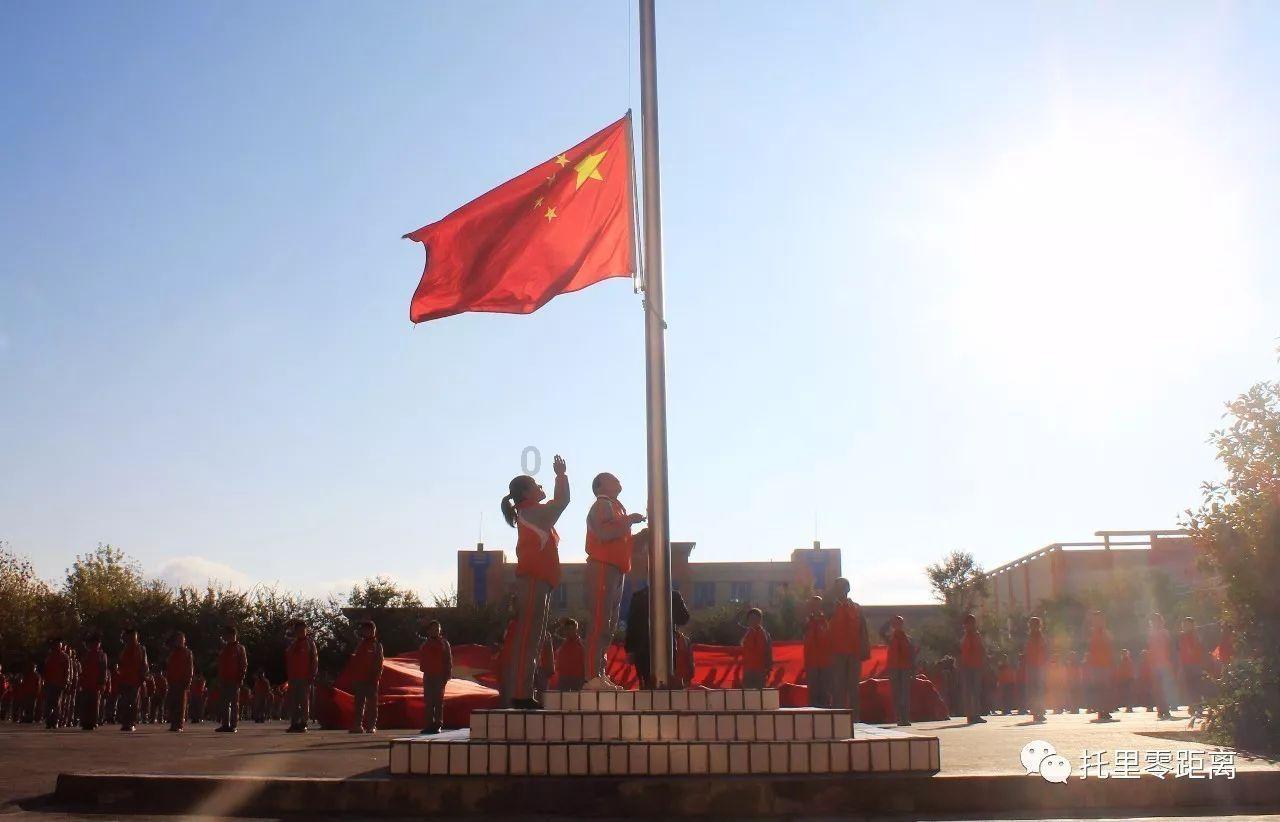 每天车闻:梅赛德斯-奔驰计划出售德国所有经销商